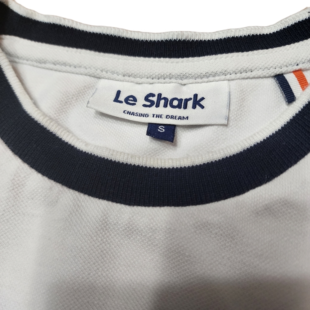 Men's Le Shark T-shirt Sz Small - Picture 6 of 6